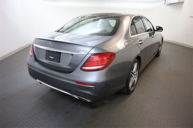 Thumbnail: 2017 Mercedes-Benz E-Class - 7
