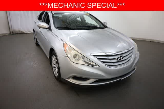 Thumbnail: 2013 Hyundai Sonata - 11