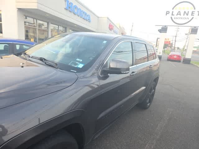 Thumbnail: 2015 Jeep Grand Cherokee - 3
