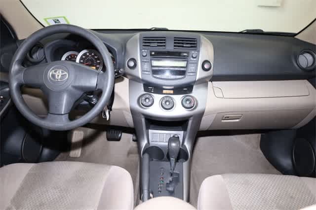 Thumbnail: 2008 Toyota RAV4 - 17