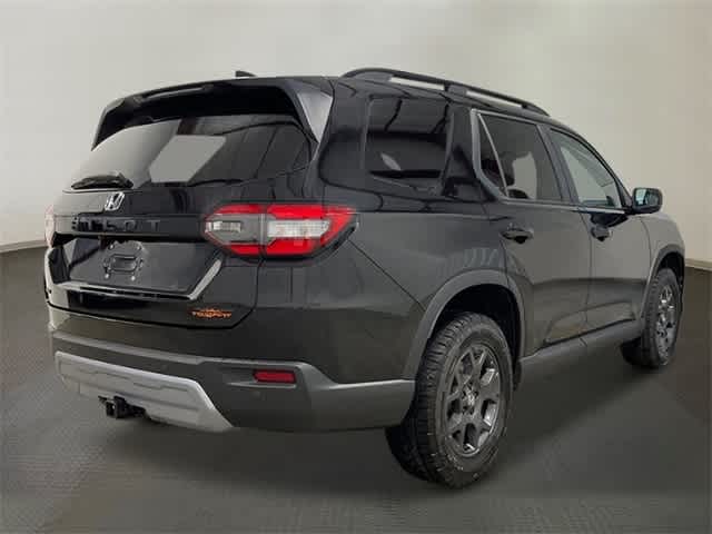 Thumbnail: 2025 Honda Pilot - 8