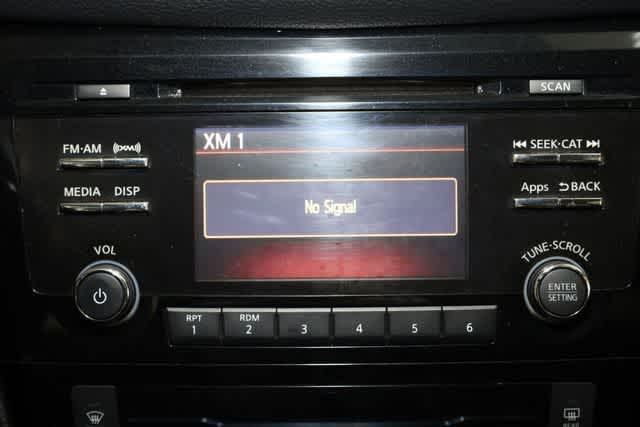 Thumbnail: 2016 Nissan Rogue - 25