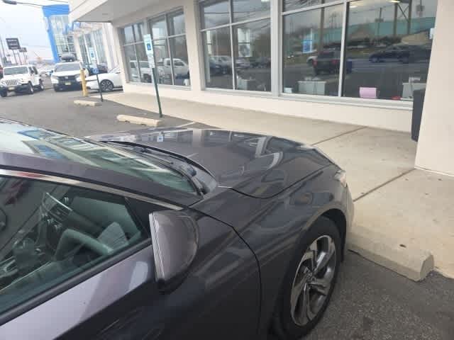 Thumbnail: 2018 Honda Accord - 16