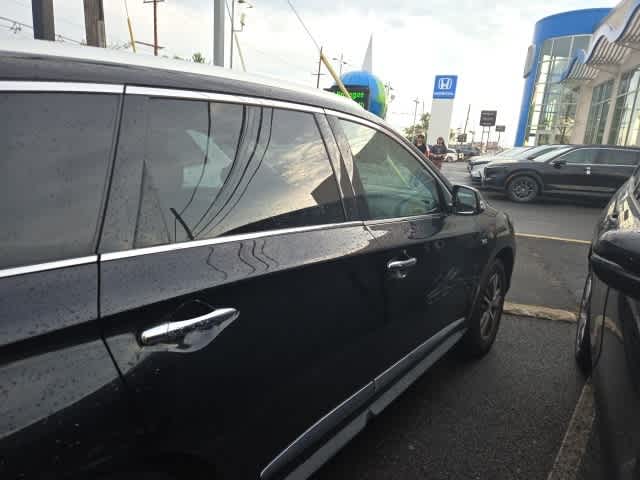 Thumbnail: 2019 INFINITI QX60 - 15