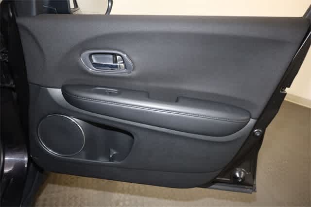 Thumbnail: 2018 Honda HR-V - 22