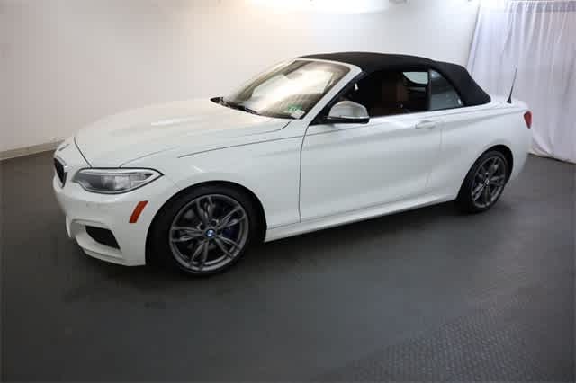 Thumbnail: 2016 BMW 2 Series - 2