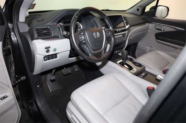 Thumbnail: 2016 Honda Pilot - 14