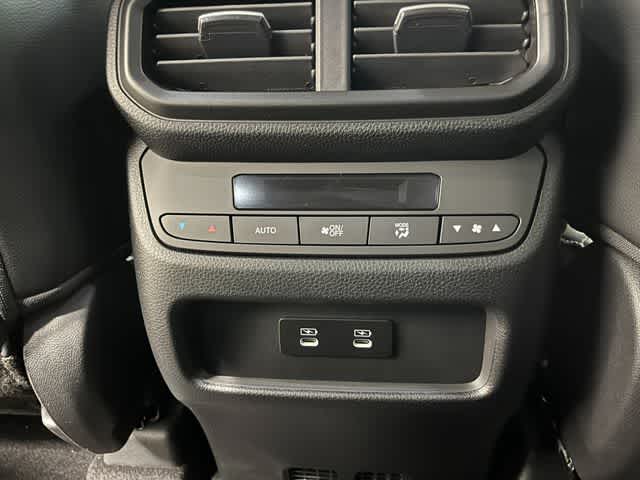 Thumbnail: 2026 Honda Pilot - 22