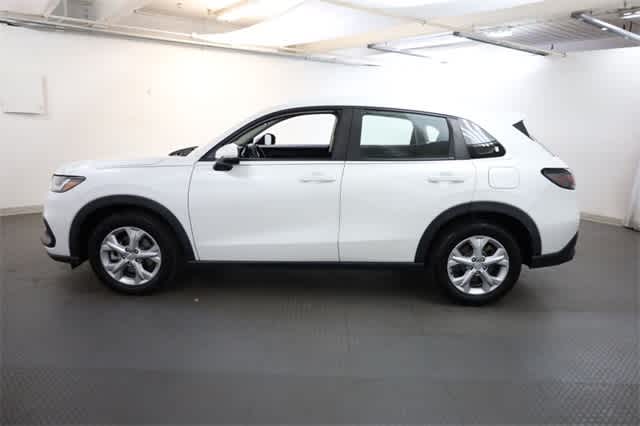 Thumbnail: 2023 Honda HR-V - 3