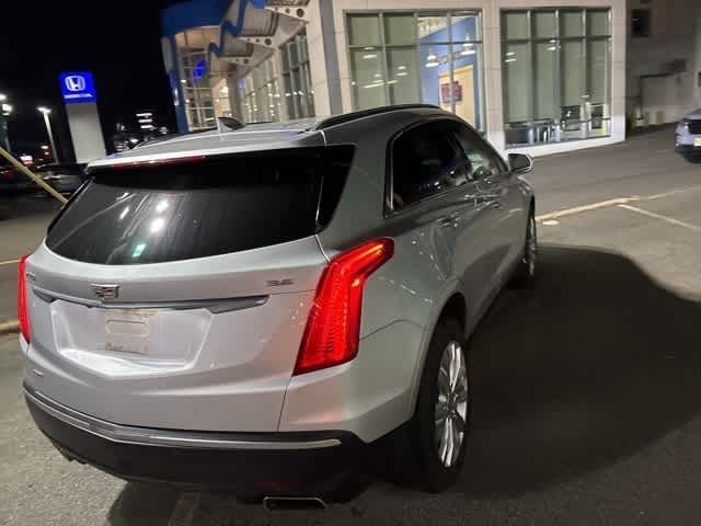 Thumbnail: 2017 Cadillac XT5 - 11