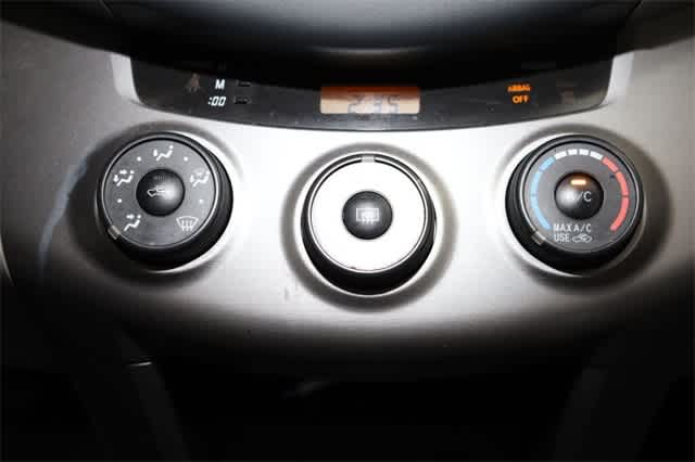 Thumbnail: 2006 Toyota RAV4 - 26