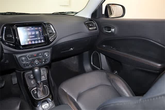 Thumbnail: 2018 Jeep Compass - 18