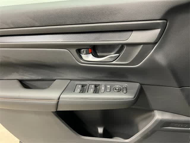 2025 Honda CR-V Sport 13