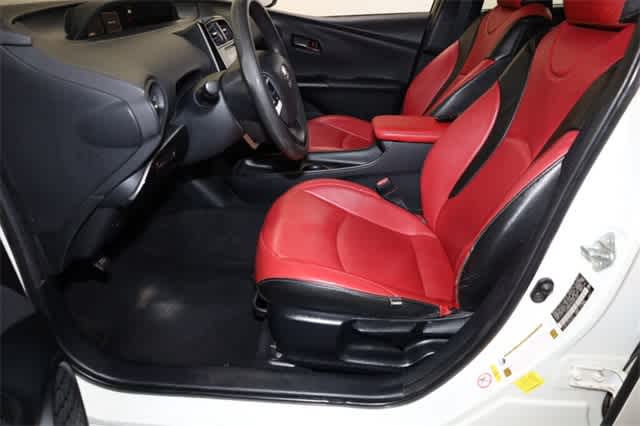Thumbnail: 2016 Toyota Prius - 15