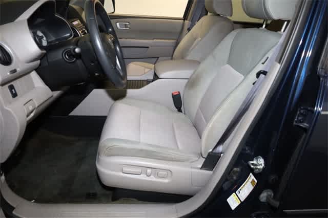 Thumbnail: 2015 Honda Pilot - 15