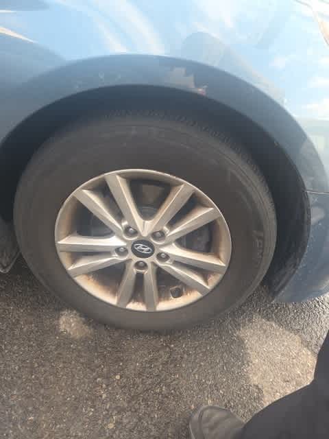 Thumbnail: 2015 Hyundai Sonata - 16