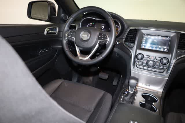 Thumbnail: 2018 Jeep Grand Cherokee - 21