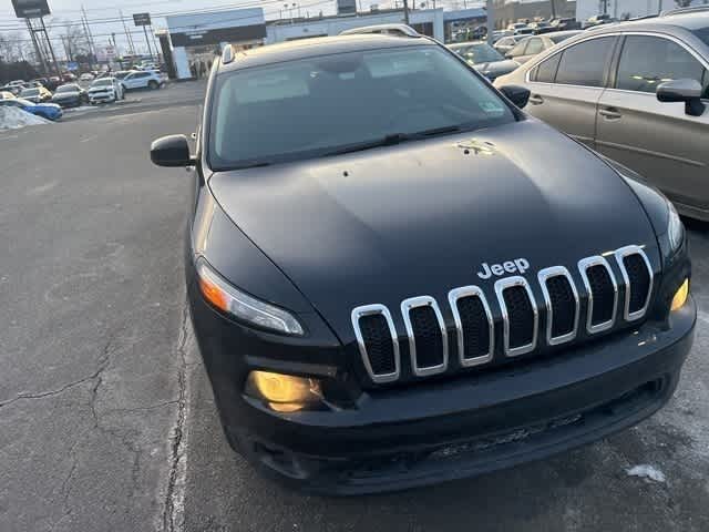 Thumbnail: 2015 Jeep Cherokee - 25