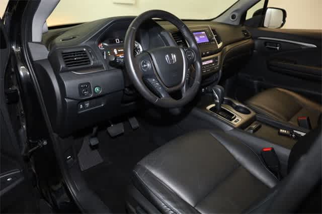 Thumbnail: 2019 Honda Ridgeline - 14