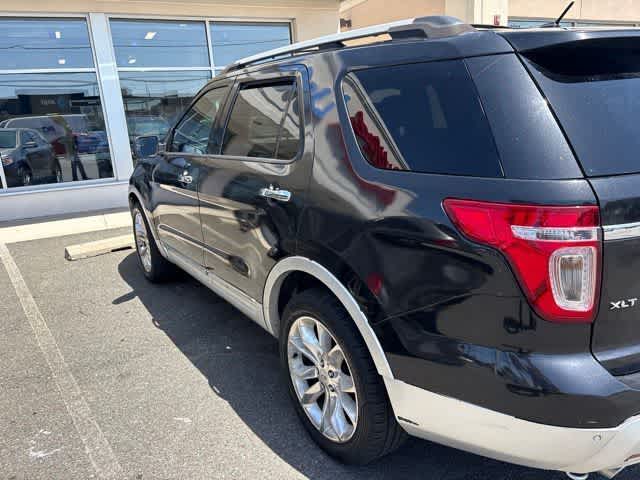 Thumbnail: 2013 Ford Explorer - 8