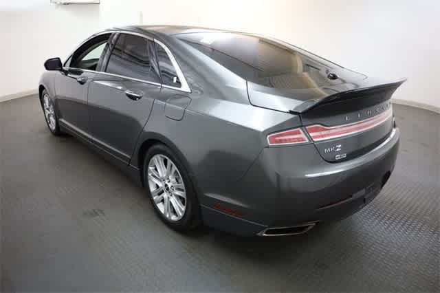 Thumbnail: 2016 Lincoln MKZ - 4