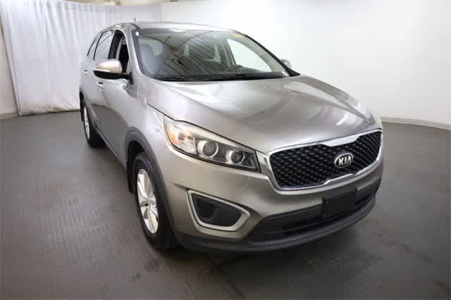 Thumbnail: 2017 Kia Sorento - 11