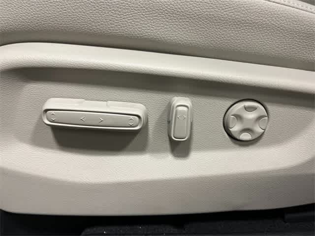 Thumbnail: 2026 Honda Odyssey - 13