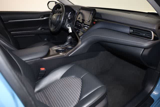 Thumbnail: 2023 Toyota Camry - 19