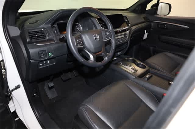 Thumbnail: 2023 Honda Passport - 14