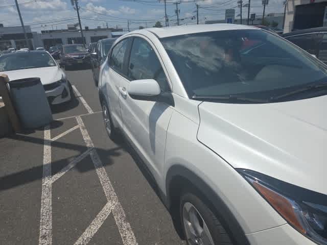 Thumbnail: 2022 Honda HR-V - 17