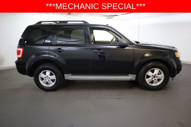 Thumbnail: 2010 Ford Escape - 9