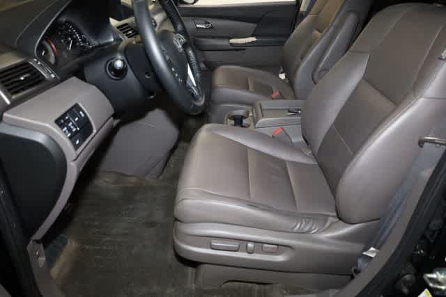 Thumbnail: 2014 Honda Odyssey - 15