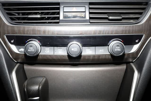 Thumbnail: 2020 Honda Accord - 31