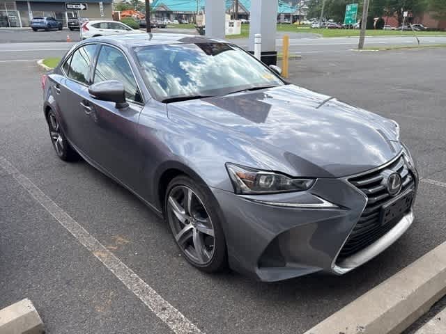 Thumbnail: 2020 Lexus IS - 17