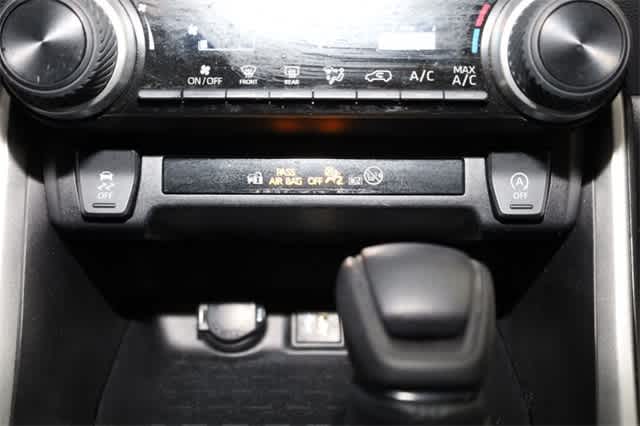 Thumbnail: 2023 Toyota RAV4 - 28