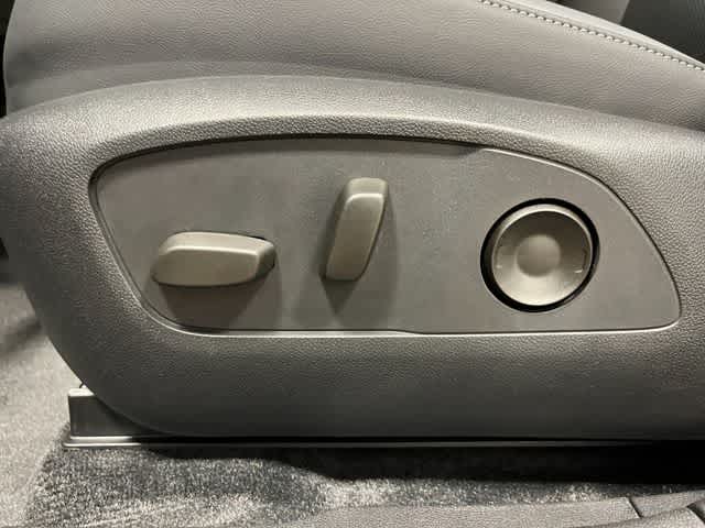 Thumbnail: 2026 Honda Prologue - 10