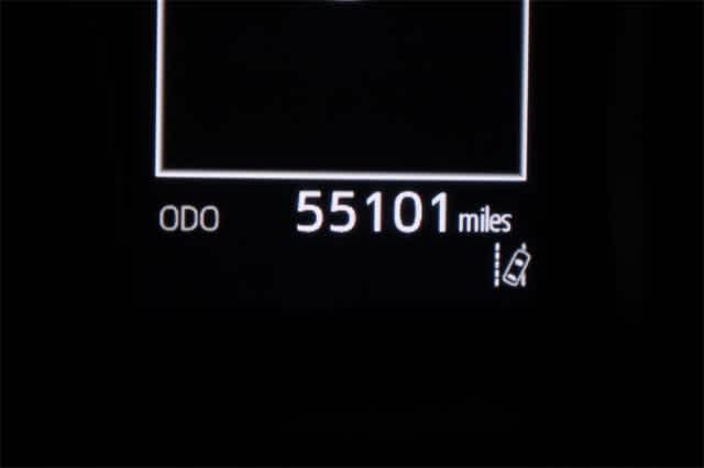 Thumbnail: 2023 Toyota Camry - 25