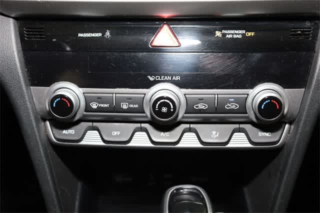 2020 Hyundai Elantra SEL 30
