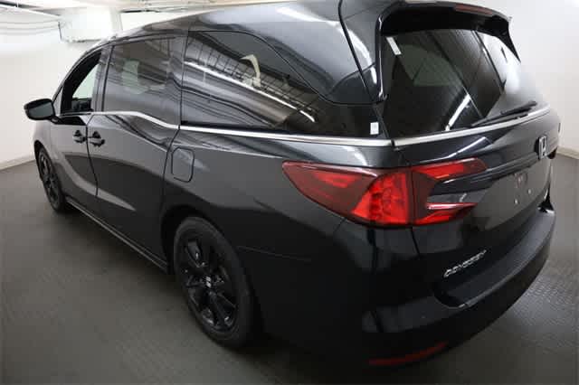 Thumbnail: 2023 Honda Odyssey - 4