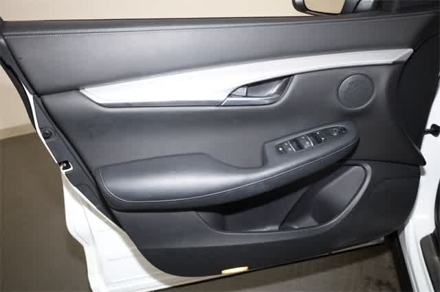 Thumbnail: 2019 INFINITI QX50 - 13