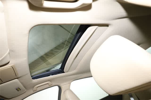 Thumbnail: 2010 Honda Accord - 25