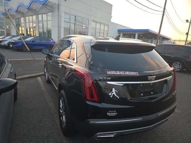 Thumbnail: 2022 Cadillac XT5 - 9