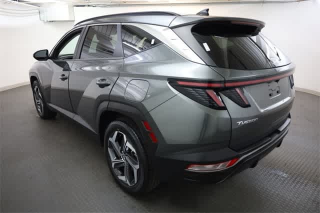 Thumbnail: 2022 Hyundai Tucson - 4