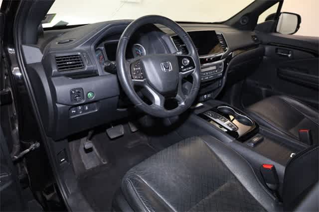 Thumbnail: 2019 Honda Passport - 14