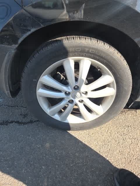 Thumbnail: 2011 Hyundai Tucson - 18