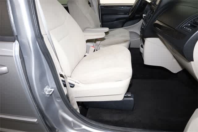 Thumbnail: 2015 Dodge Grand Caravan - 20