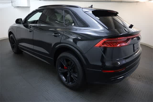 2022 Audi Q8 Premium 4