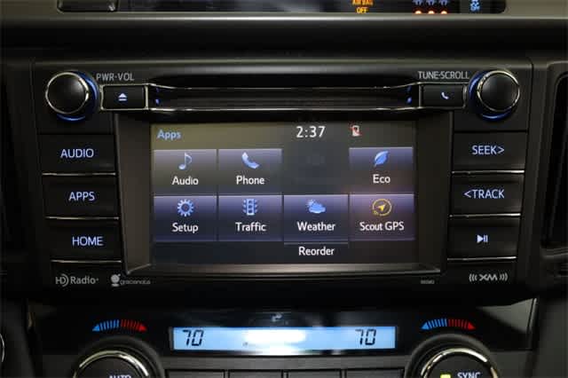 Thumbnail: 2018 Toyota RAV4 - 28