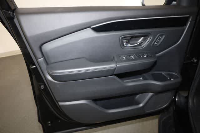 Thumbnail: 2023 Honda Pilot - 13