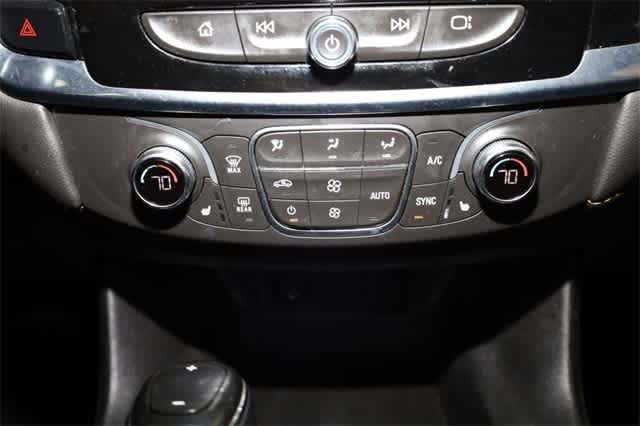 Thumbnail: 2020 Chevrolet Traverse - 30